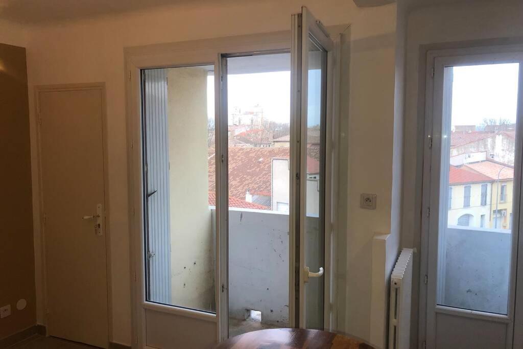 Grands Buffets Hebergement Appartement Нарбонна Экстерьер фото